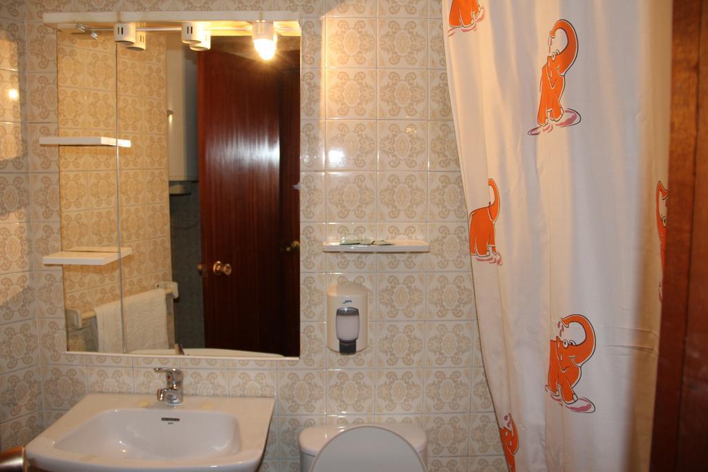 Hostal Mengual Gandia Room photo